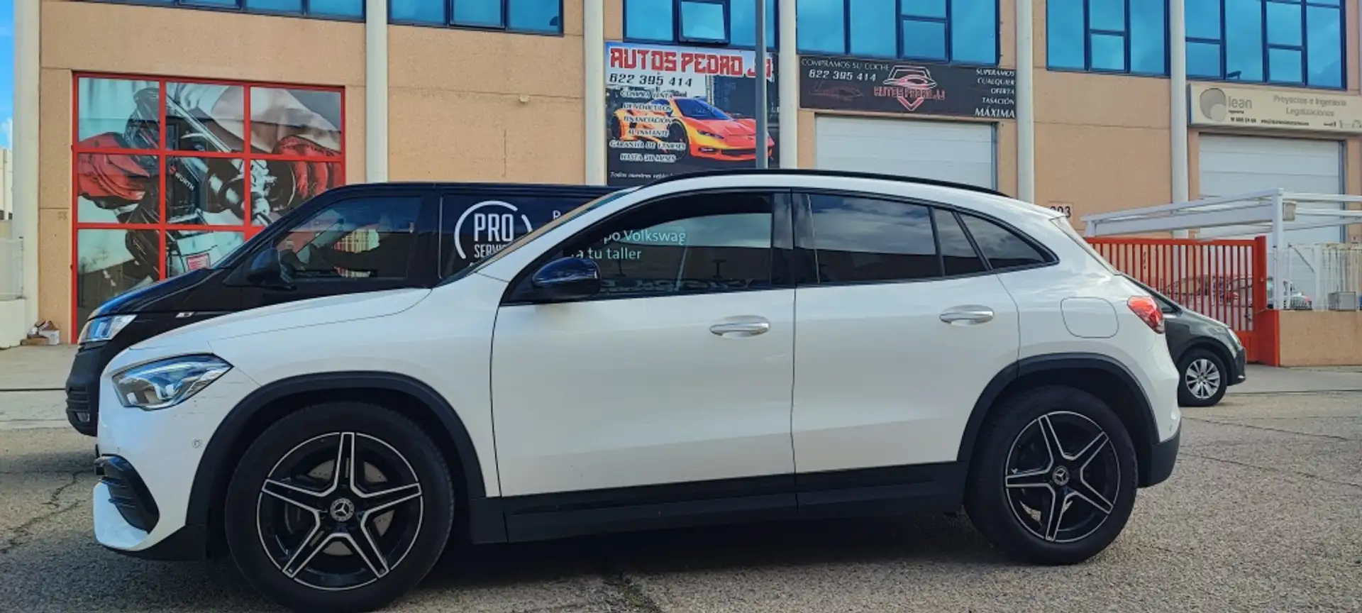 Mercedes-Benz GLA 200 200d 8G-DCT - 1