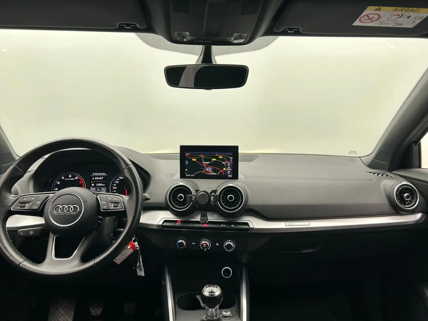 Audi Q2 1.0 TFSI Design Pro Line Origineel NL Leder Naviga Grijs - 2