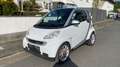 smart forTwo fortwo coupe 62kW, Panorama, Navi, SHZ Weiß - thumbnail 1