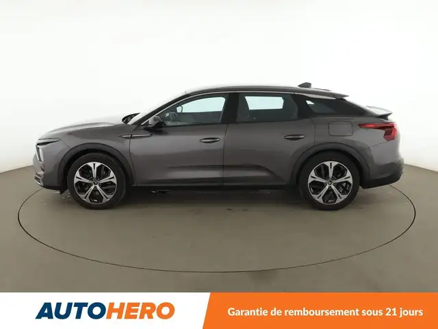 Citroen C5 X view 3
