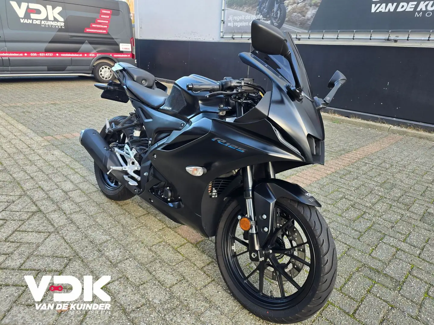 Yamaha YZF-R125 ABS Zwart - 2