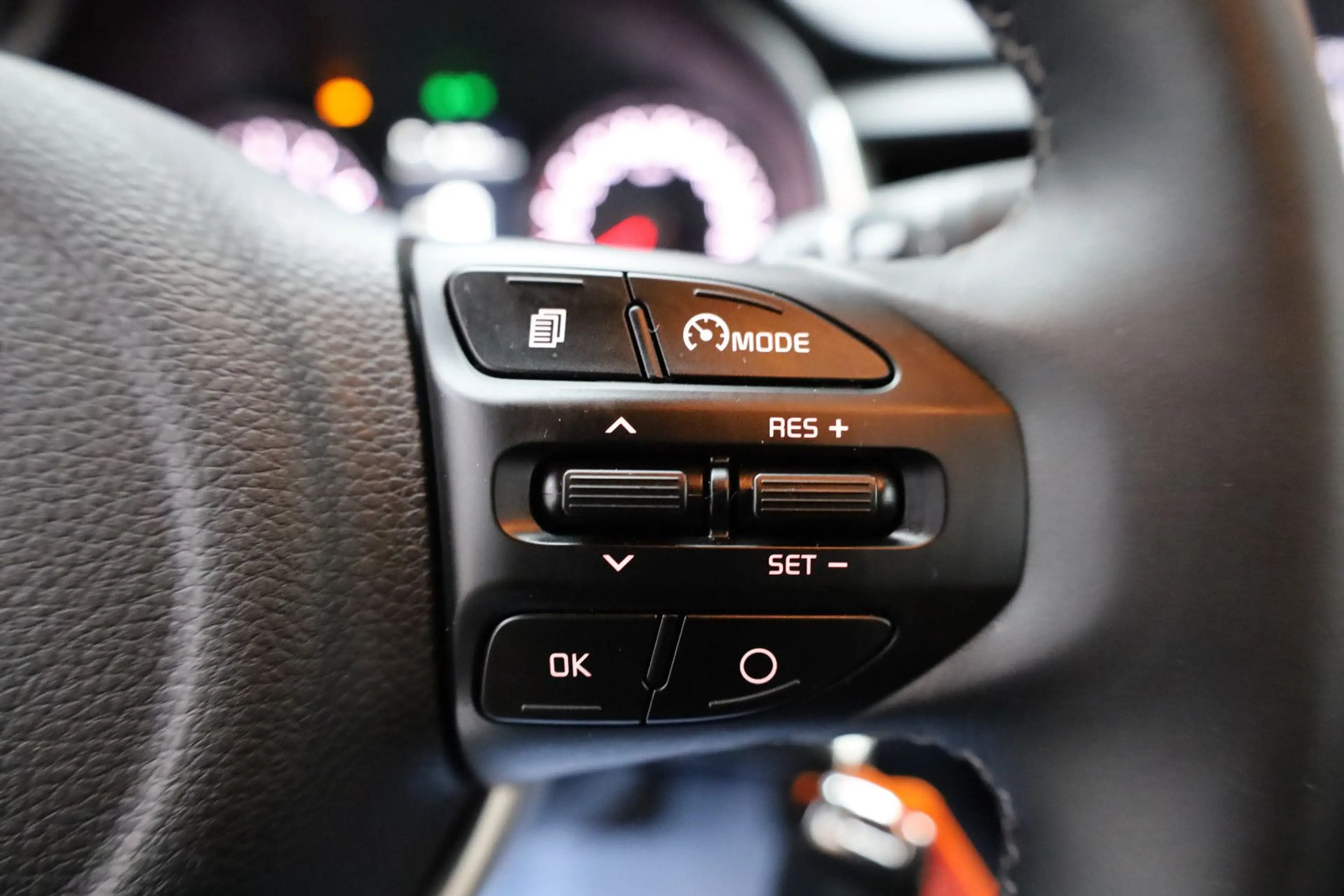 Kia Stonic Edition 7 1.0 T-GDI |APP|KLIMA|TEMP|PDC| — photo 9