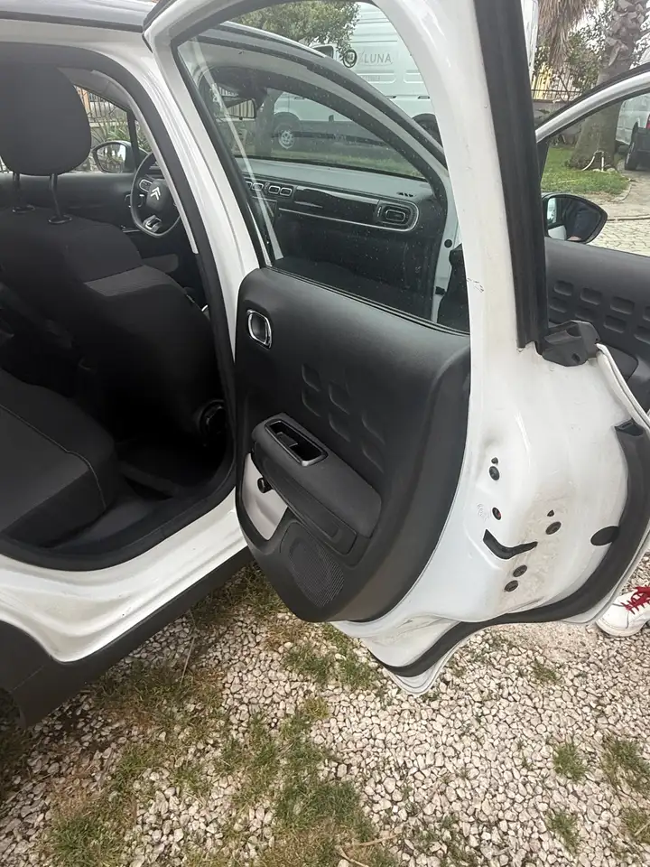 Citroen C3 1.2 puretech Shine s&s 110cv eat6 12