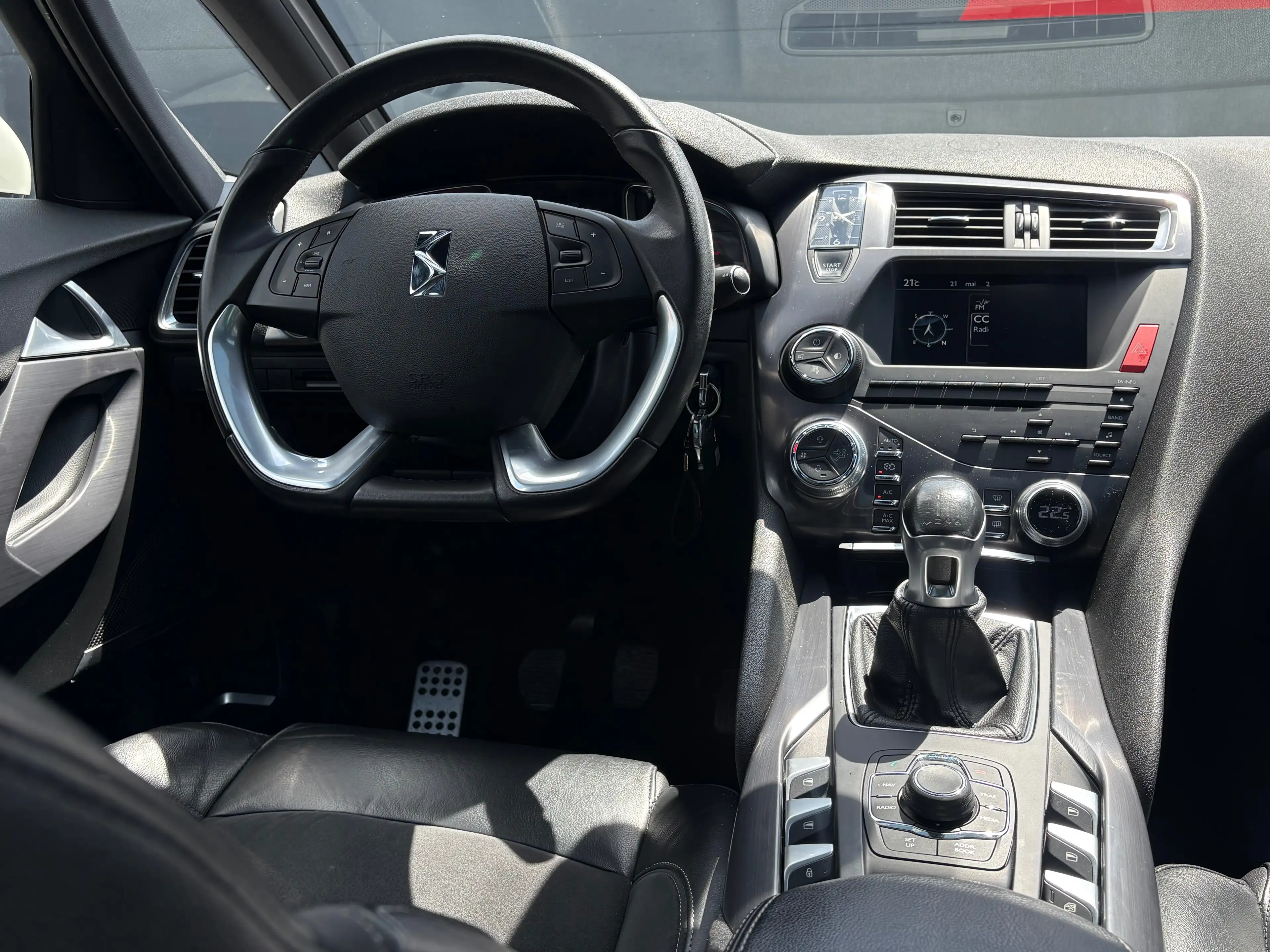 Citroen DS5 DS5 2.0 HDi So Chic/DIESEL/GARANTIE/CAMERA/NAVIGATION/CLIMATISATION/TOITPANORMIQUE — photo 14