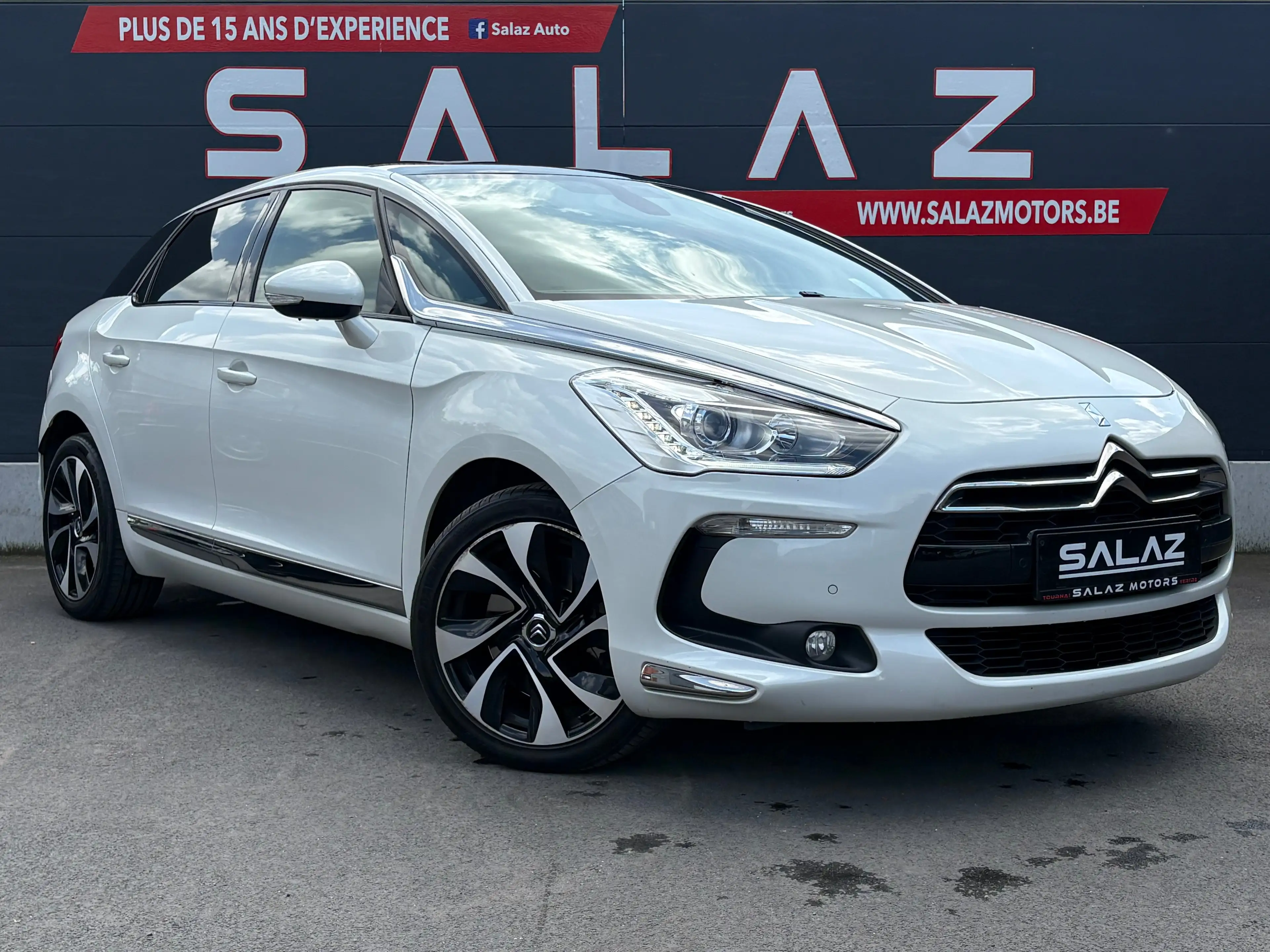Citroen DS5 DS5 2.0 HDi So Chic/DIESEL/GARANTIE/CAMERA/NAVIGATION/CLIMATISATION/TOITPANORMIQUE