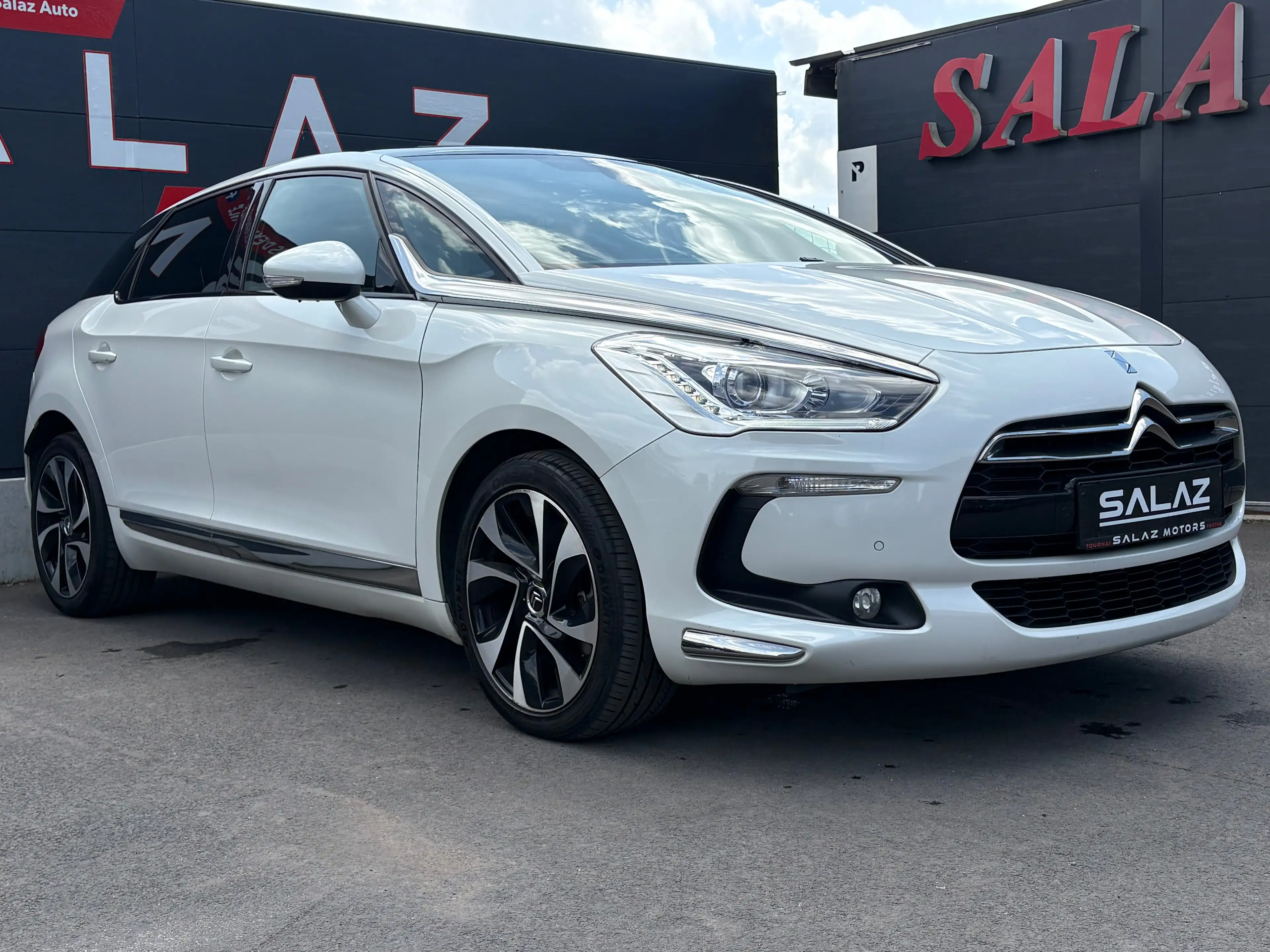 Citroen DS5 DS5 2.0 HDi So Chic/DIESEL/GARANTIE/CAMERA/NAVIGATION/CLIMATISATION/TOITPANORMIQUE — photo 3