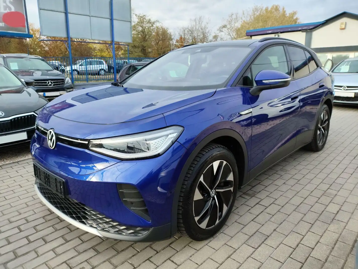 Volkswagen ID.4 Pro 195 kW 4Motion NAVI ACC LED AHK ISOFIX Bleu - 2