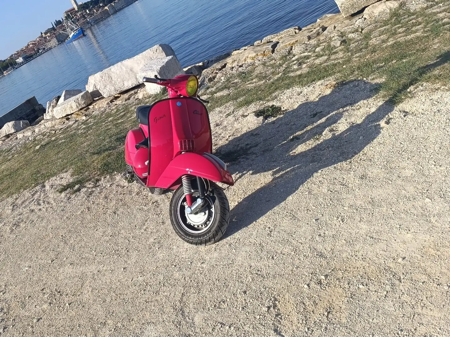 Vespa P 80 X Malossi Czerwony - 1