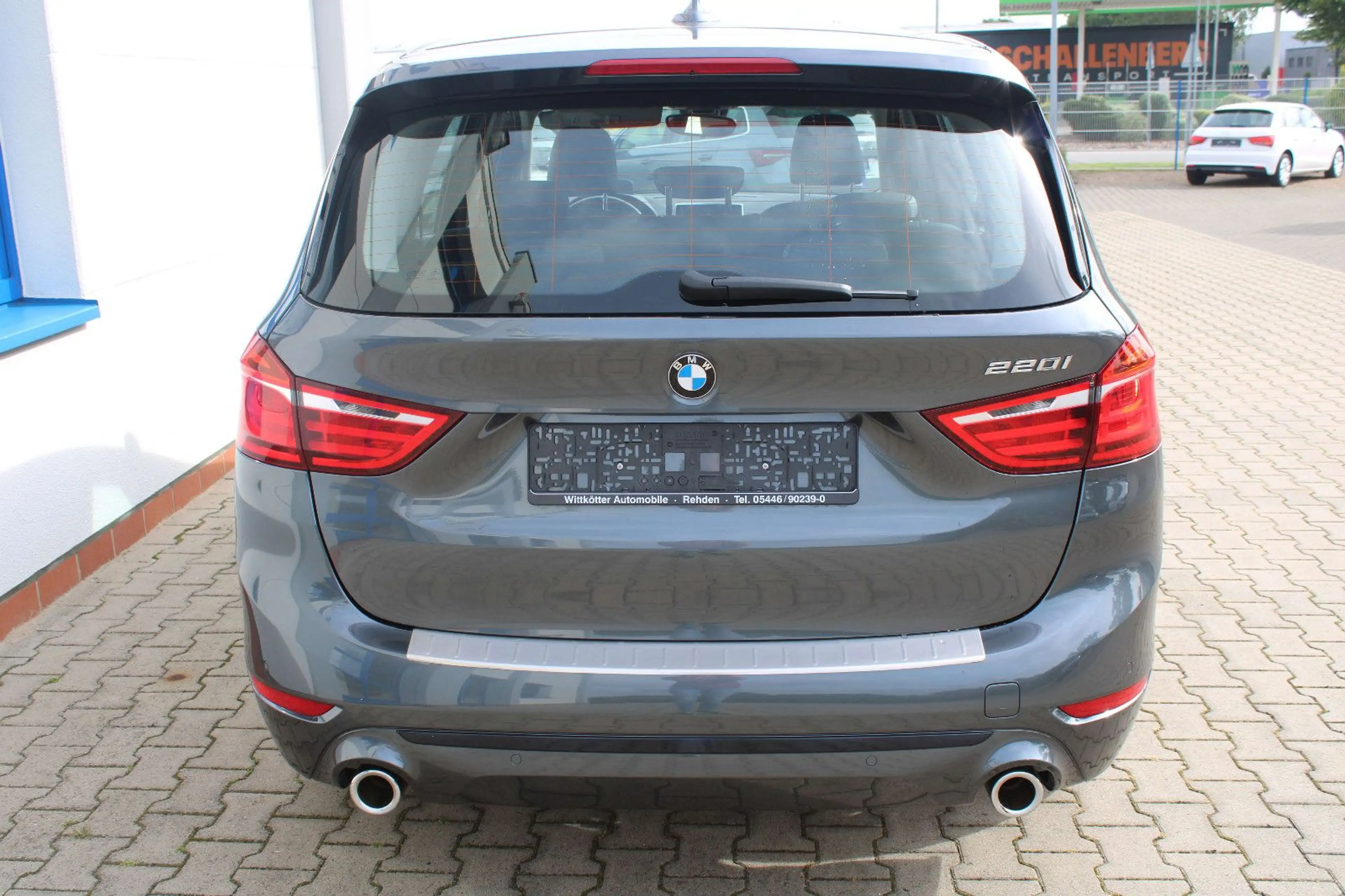 BMW 220 Gran Tourer Sport Line — photo 4