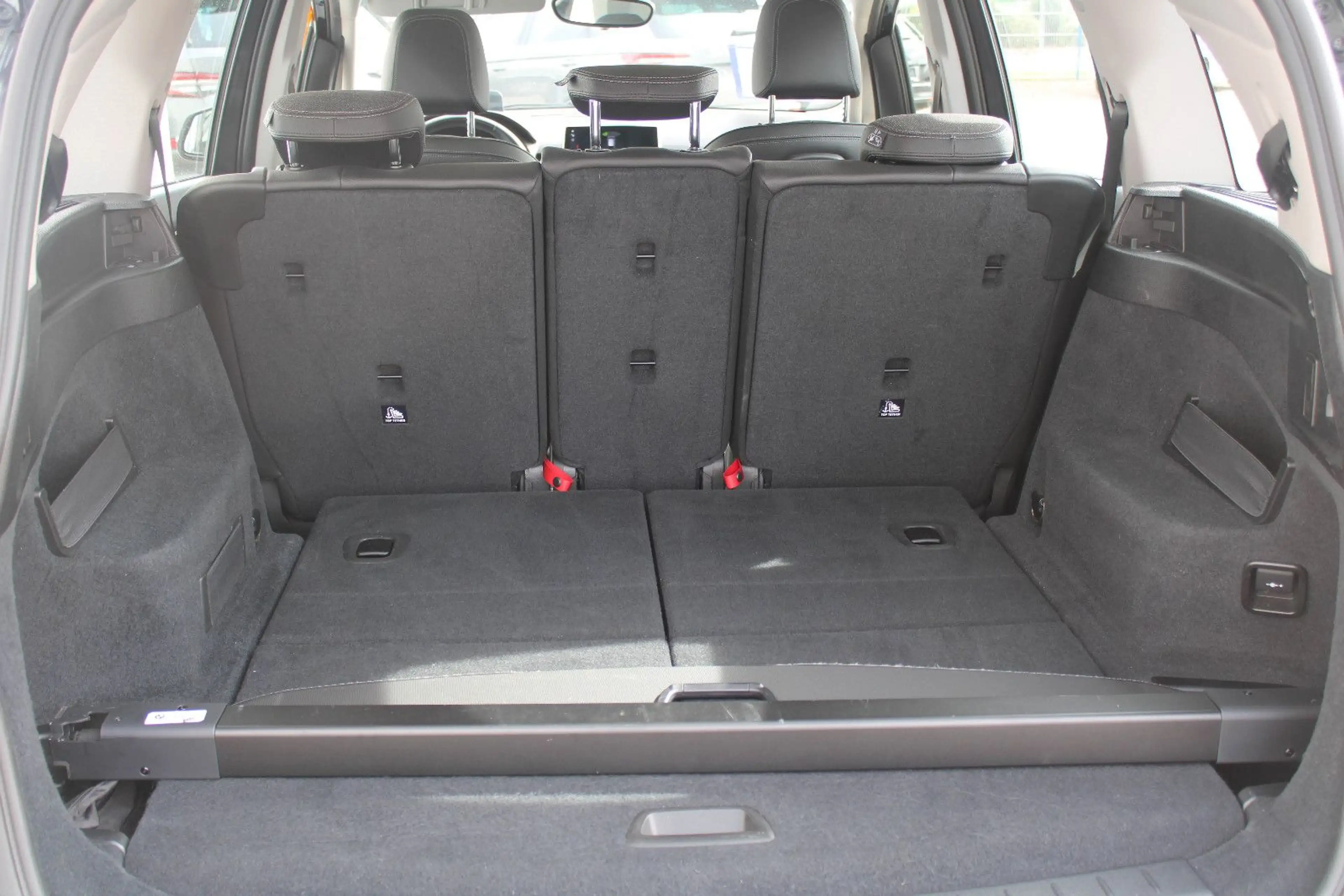 BMW 220 Gran Tourer Sport Line — photo 14