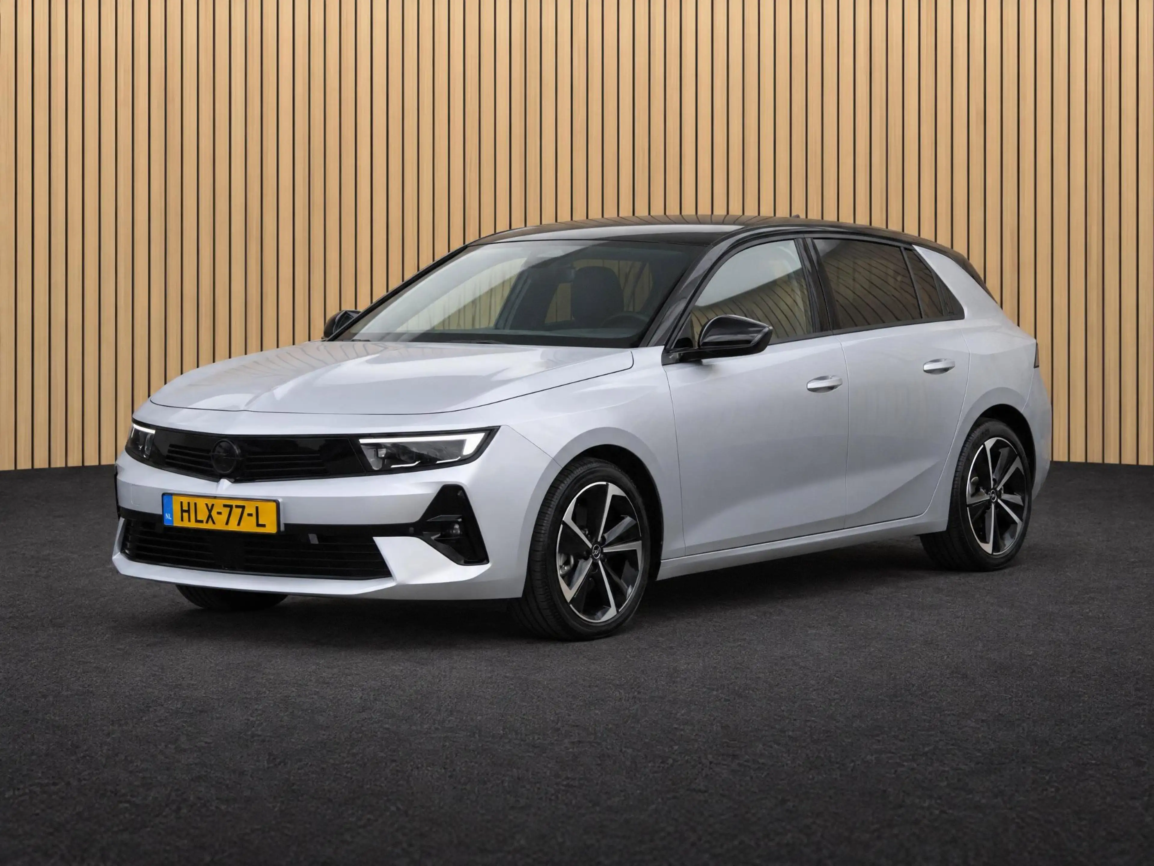 Opel Astra 1.2 Turbo Hybrid GS | 360° Camera / HUD / Stoel & — photo 5