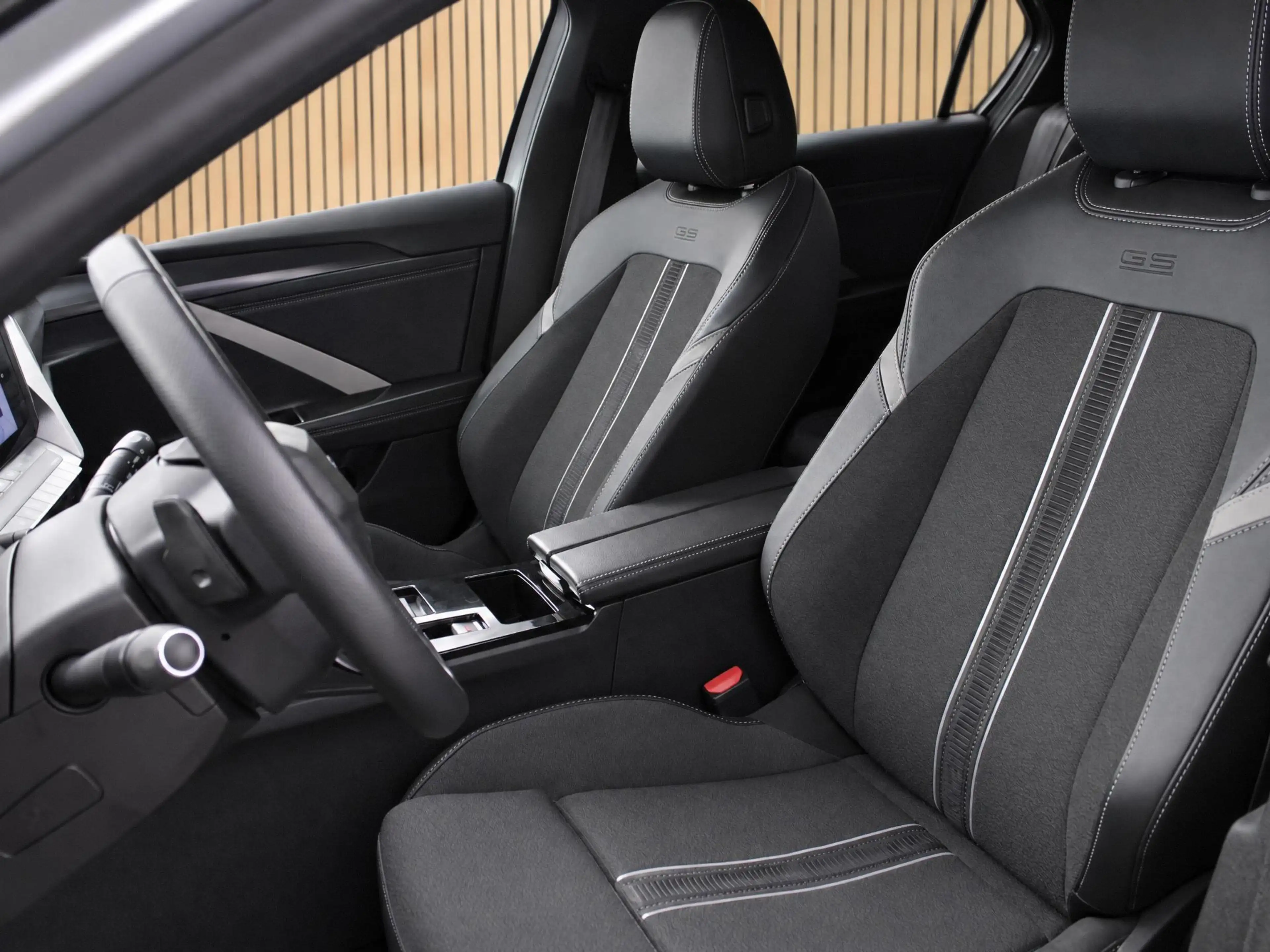 Opel Astra 1.2 Turbo Hybrid GS | 360° Camera / HUD / Stoel & — photo 10