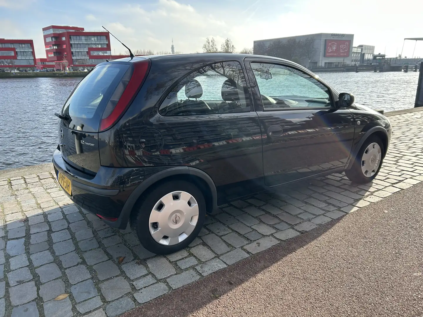 Opel Corsa 1.2-16V Rhythm keurige auto! 83.000 km apk Schwarz - 2