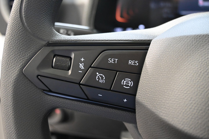 SEAT Arona Reference Edition 1.0 TSI — photo 10