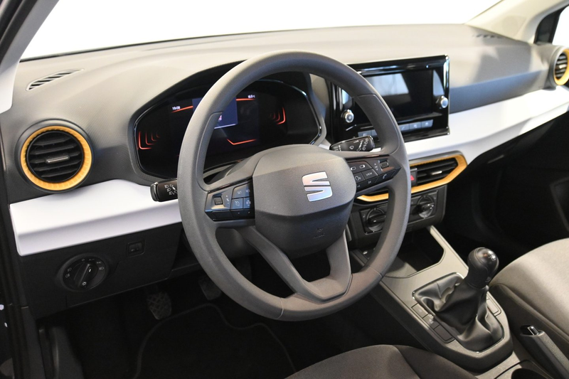 SEAT Arona Reference Edition 1.0 TSI — photo 5