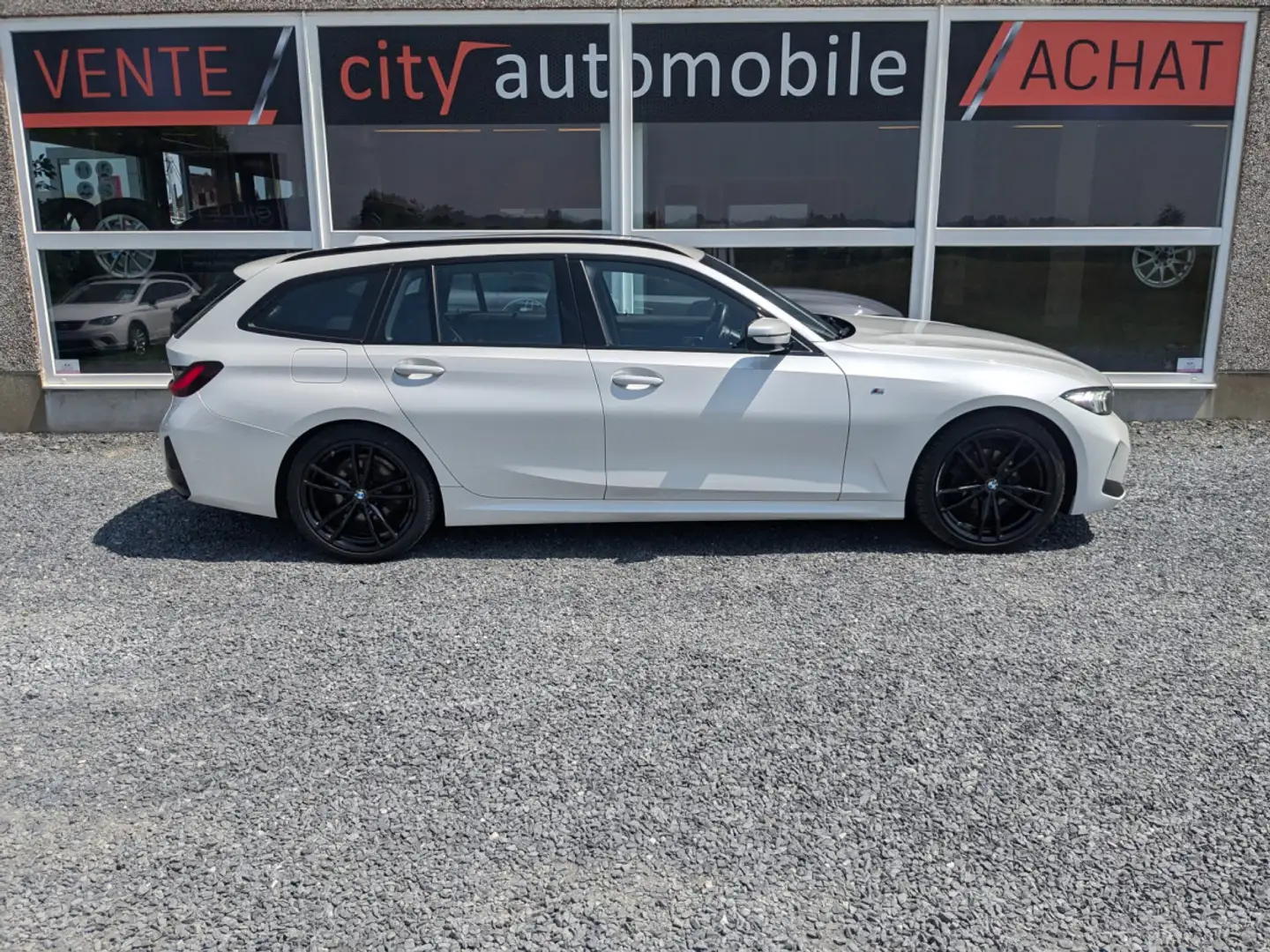 BMW 318 318dA FACELIFT PACK M GPS CARPLAY BLUETOOTH Blanc - 2