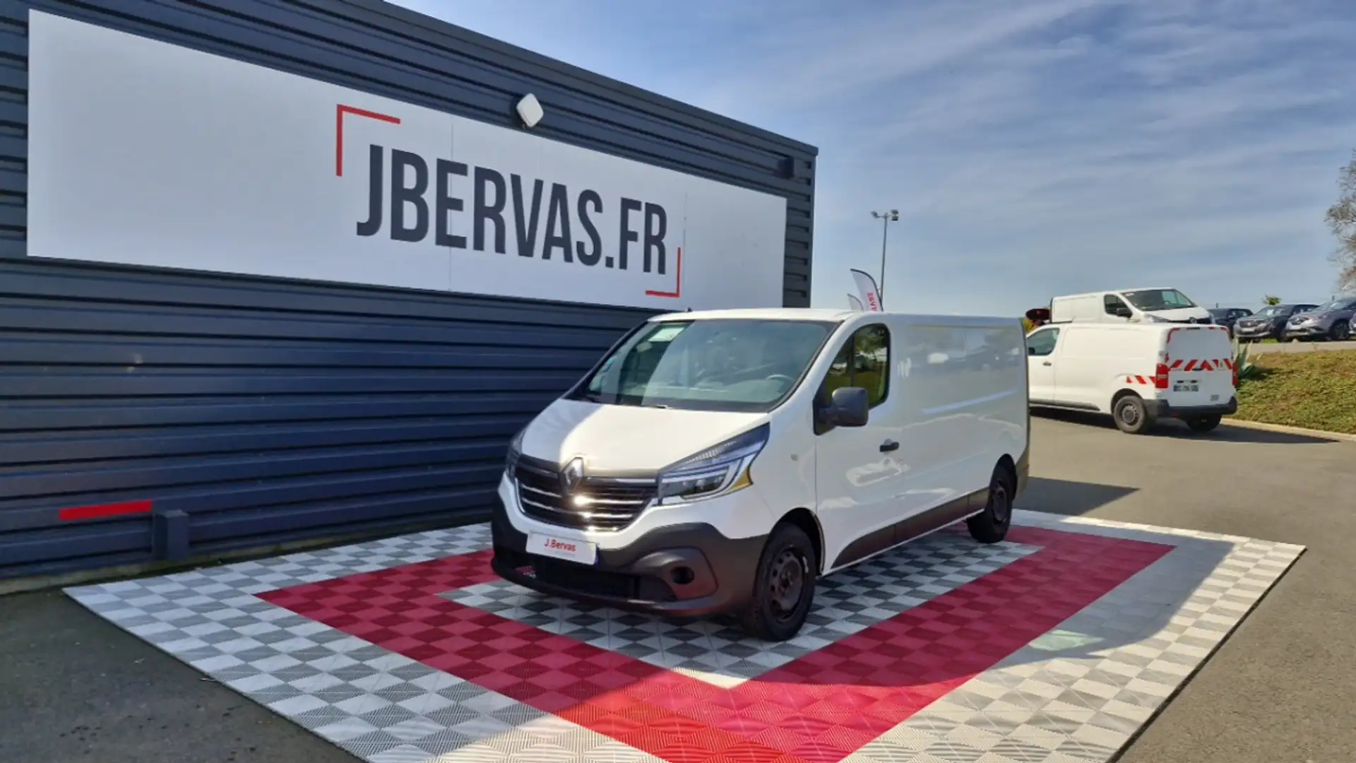 Renault Trafic l2h1 1300 kg dci 120 grand confort Blanc - 1