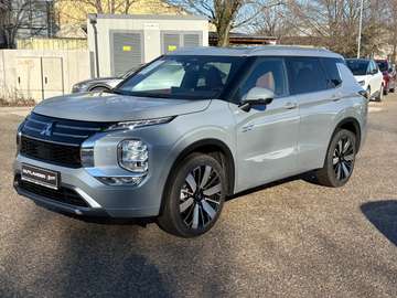 2,4 PHEV S-AWC Diamond Aut.