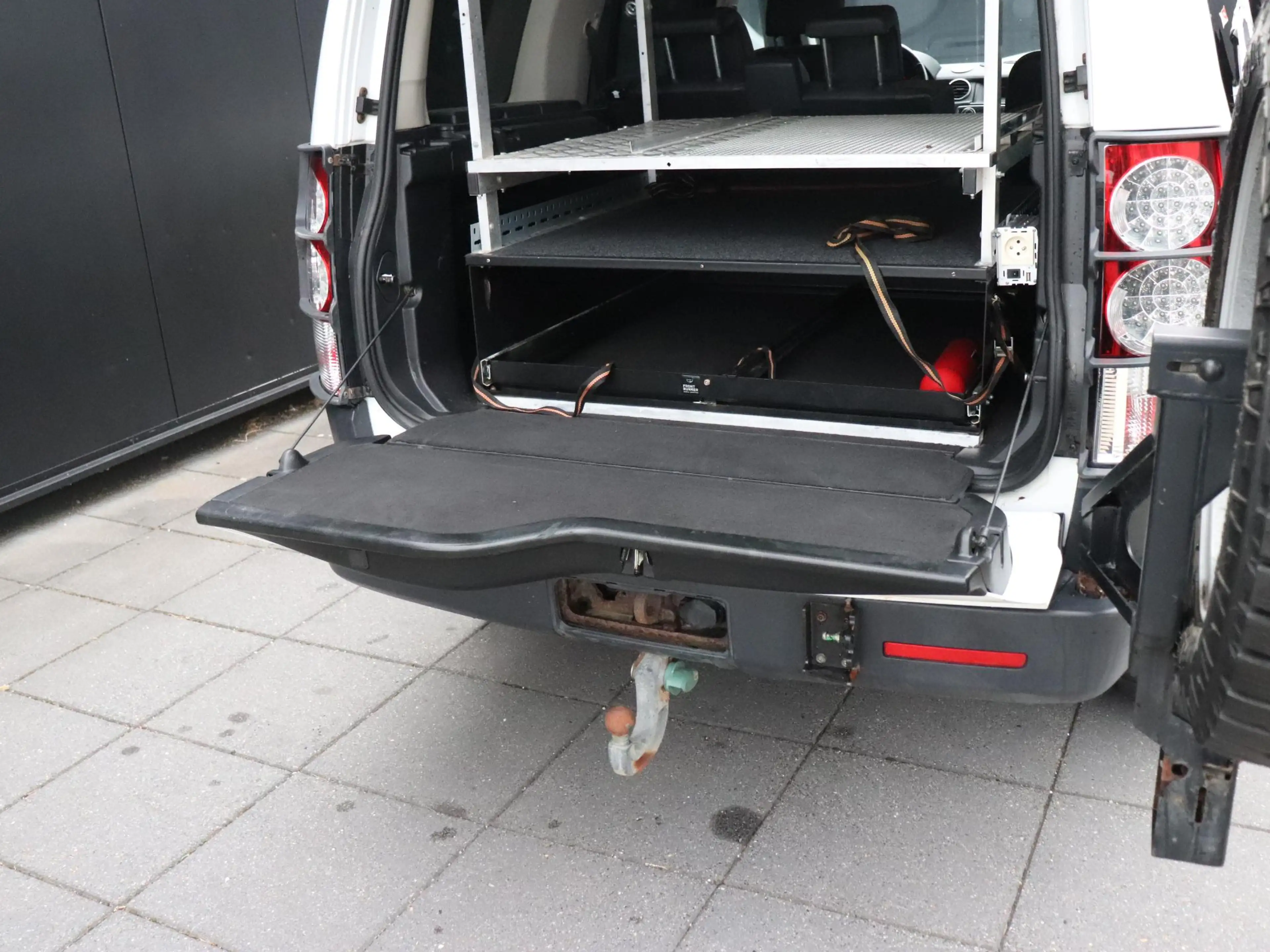 Land Rover Discovery 3.0 TDV6 S | LEDER | TREKHAAK | LUCHTVERING | CRUI — photo 11