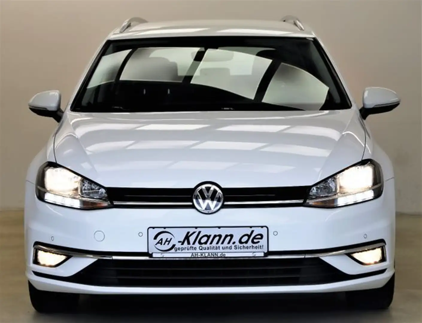 Volkswagen Golf 7 Variant 1.6TDI 110PS Comfortline Navi USB Bílá - 2