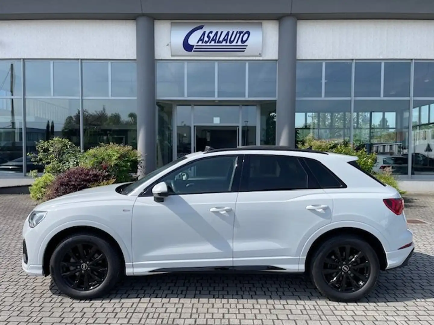 Audi Q3 35 TDI S tronic S Line TETTO/ID.BLACK/LED/SIDE A Wit - 1