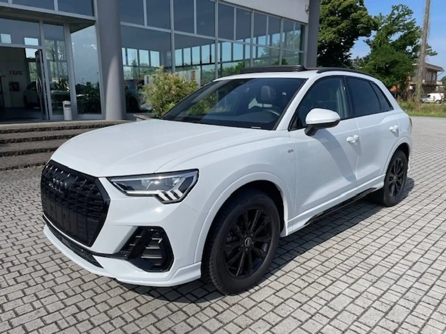 Audi Q3 35 TDI S tronic S Line TETTO/ID.BLACK/LED/SIDE A Wit - 2