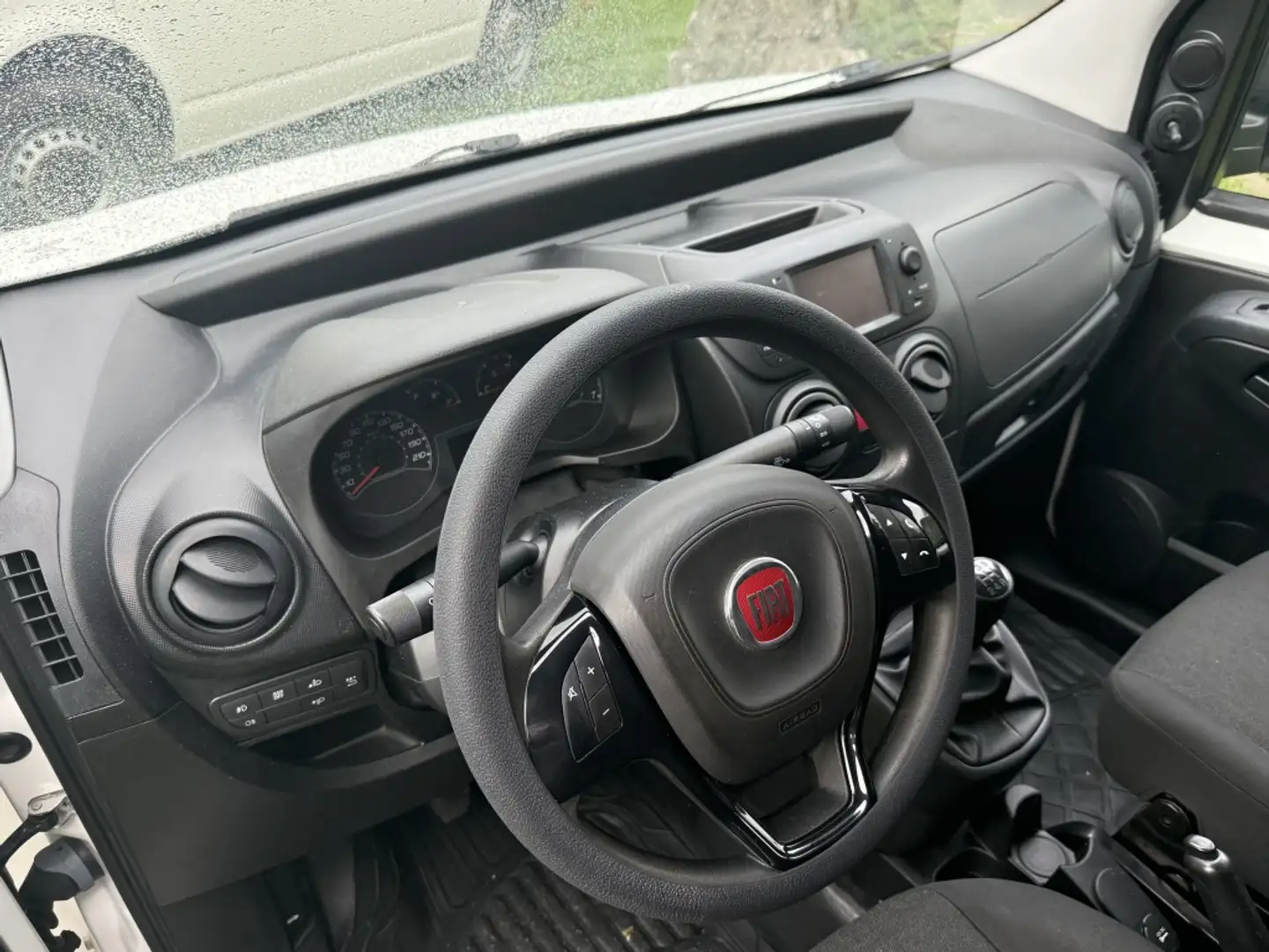 Fiat Fiorino Comercial Cargo 1.3Mjt Adventure 60kW Blanc - 2