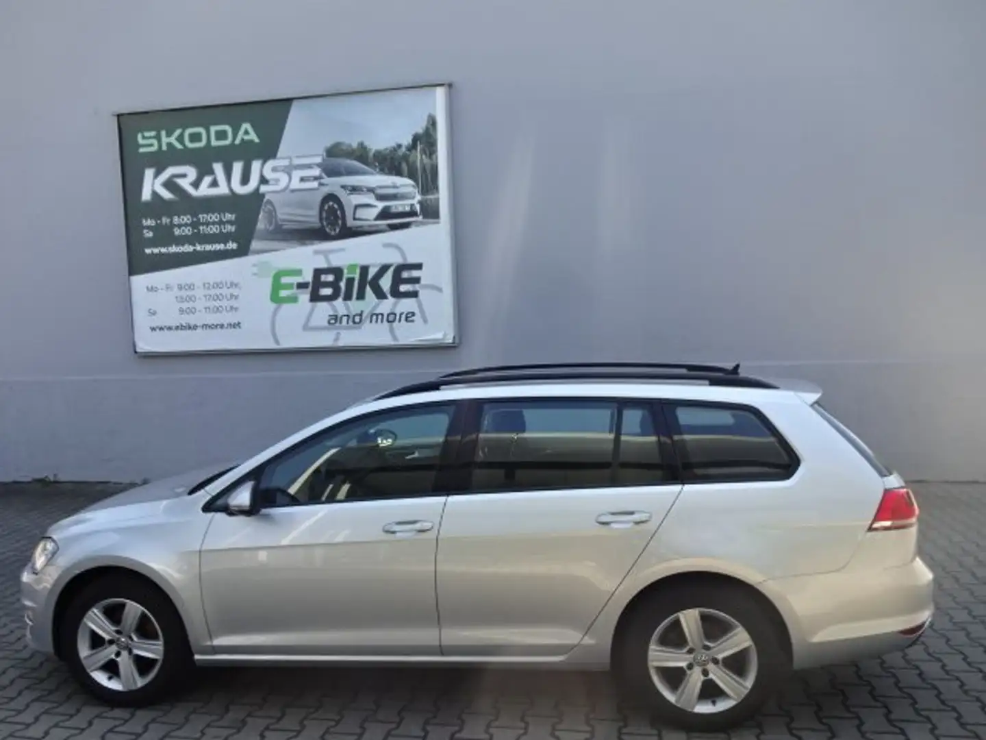 Volkswagen Golf Variant Comfortline Plateado - 1