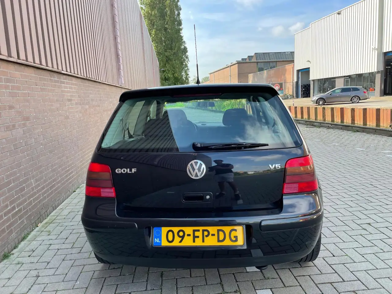Volkswagen Golf 2.3 V5 Highline Nieuwe APK Dealer Onderhoud, foto 9