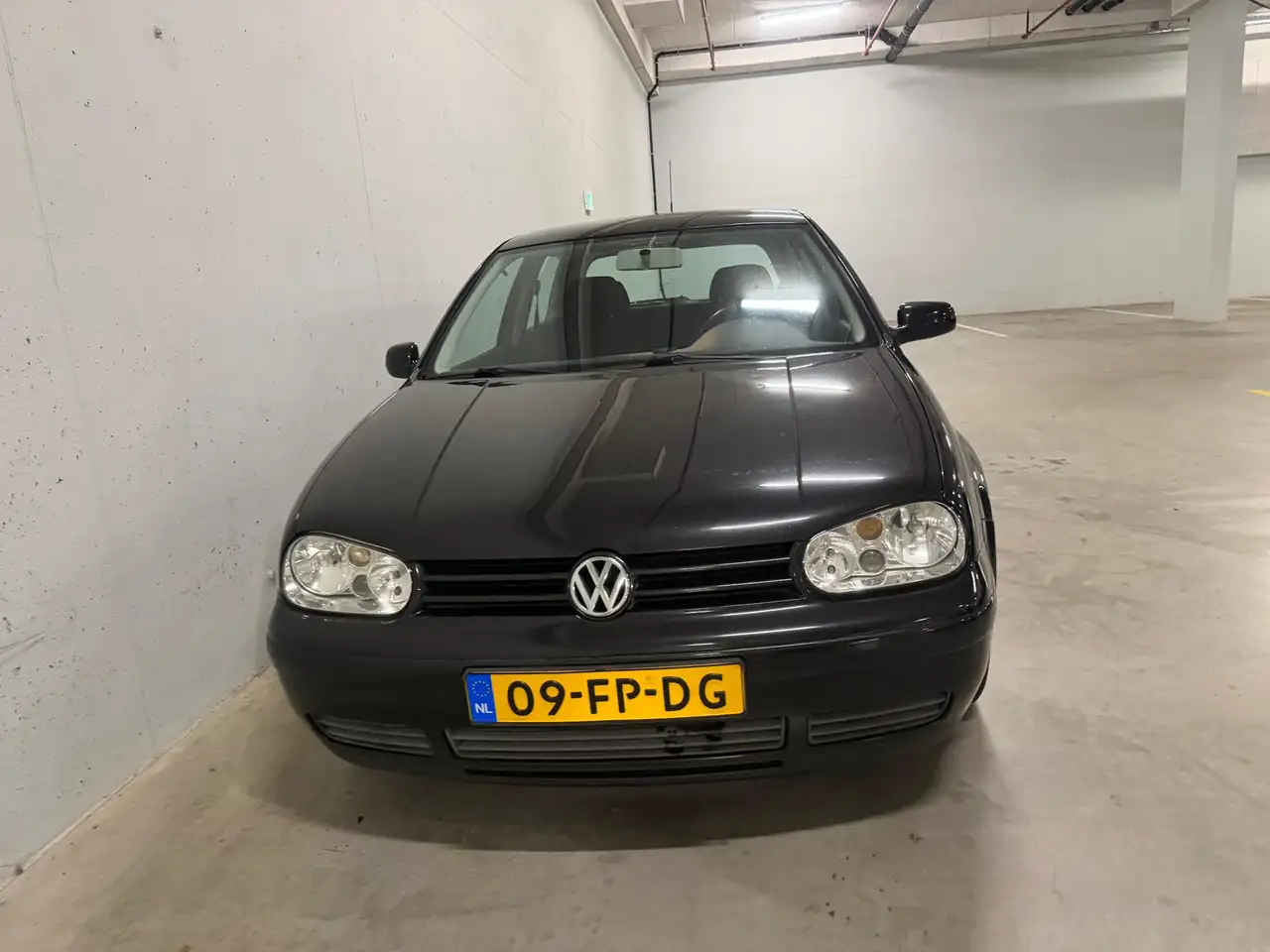 Volkswagen Golf 2.3 V5 Highline Nieuwe APK Dealer Onderhoud, foto 8