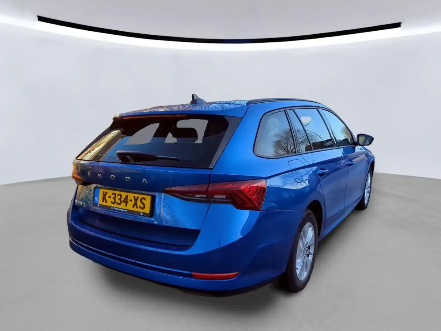 Skoda Octavia Combi 1.0 TSI Business Edition NL-AUTO | LAGE KM S Blau - 2