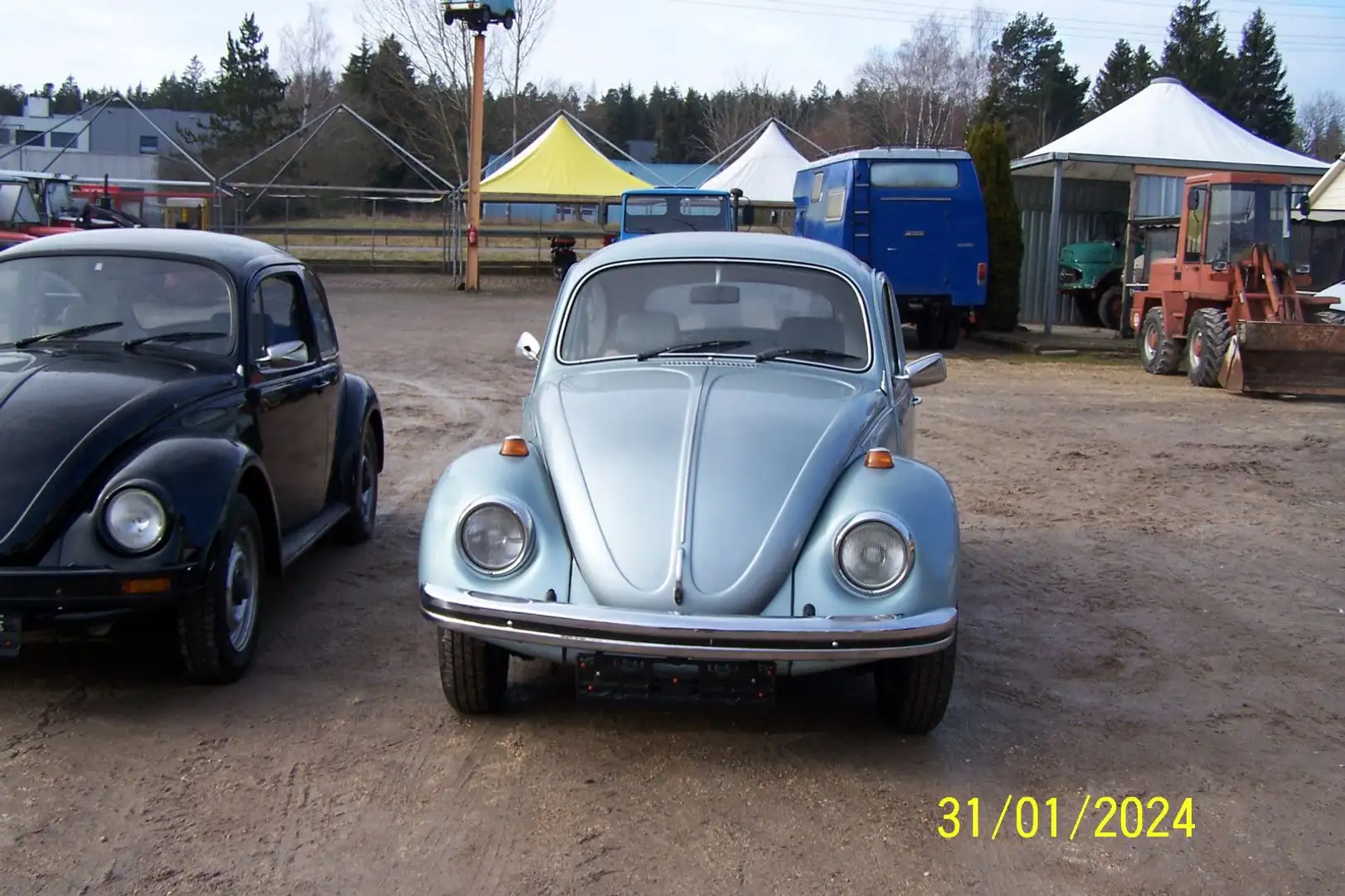 Volkswagen Käfer Srebrny - 1