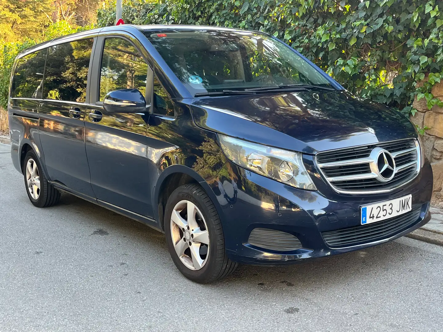 Mercedes-Benz V 220 V 220CDI Largo 7G Tronic Azul - 1