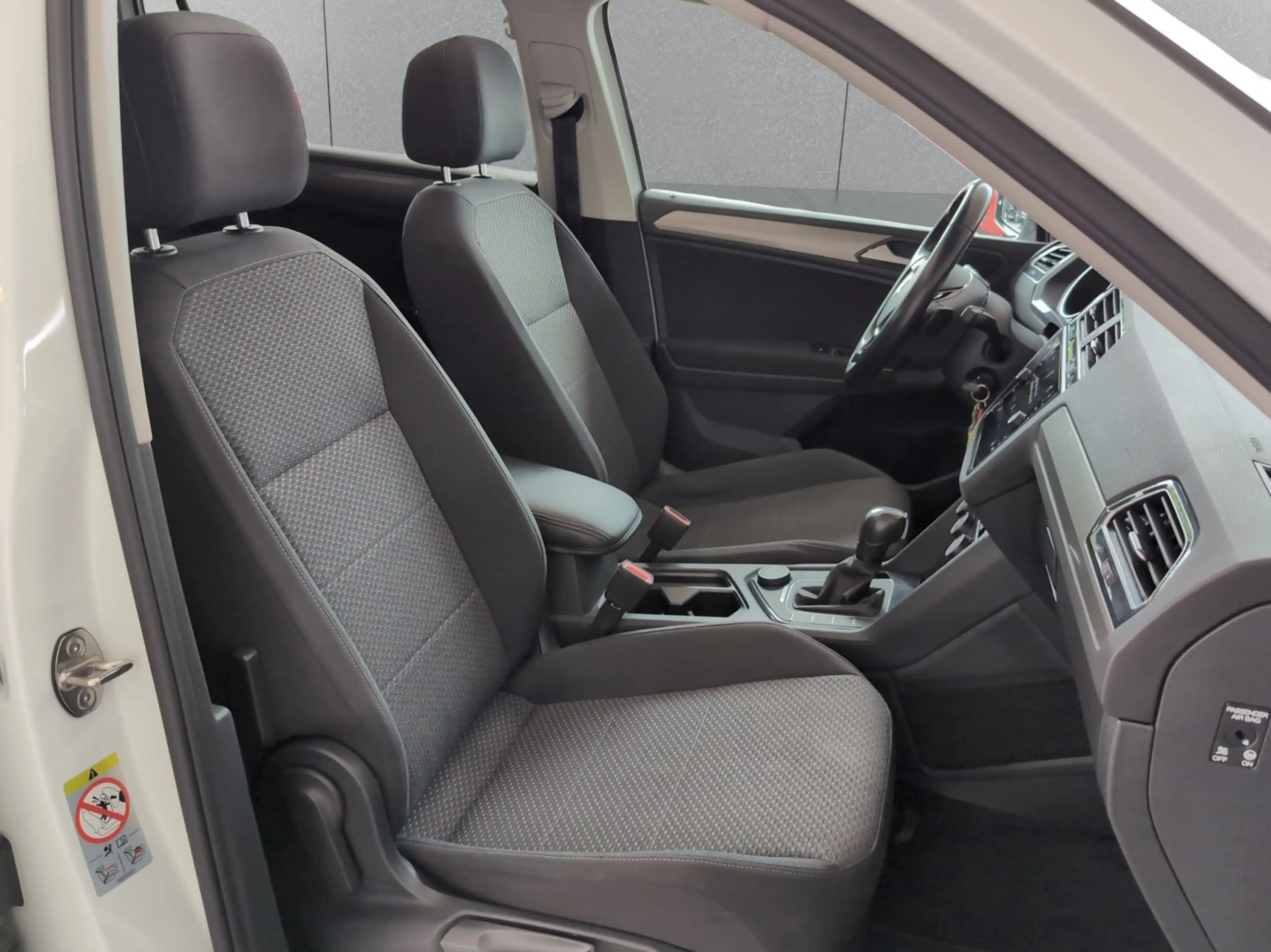 Volkswagen Tiguan Allspace 2.0 TDI 4M /Pano/ACC/HUD/360°/AHK — photo 8