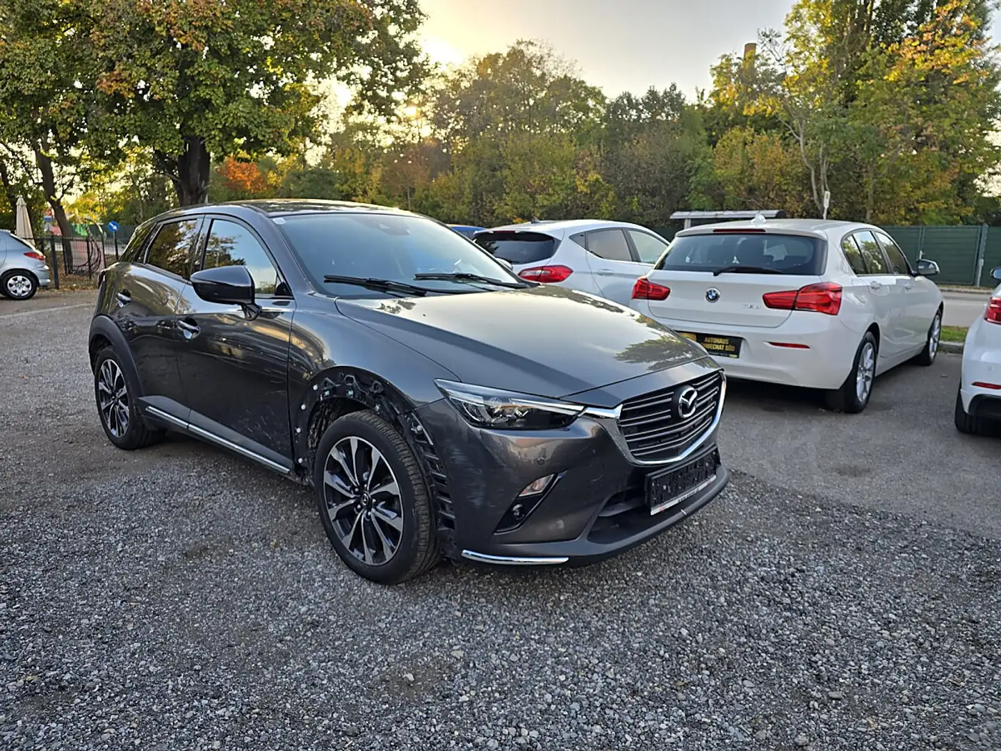 Mazda CX-3 2.0 SKYACTIV-G Revolution Grau - 2