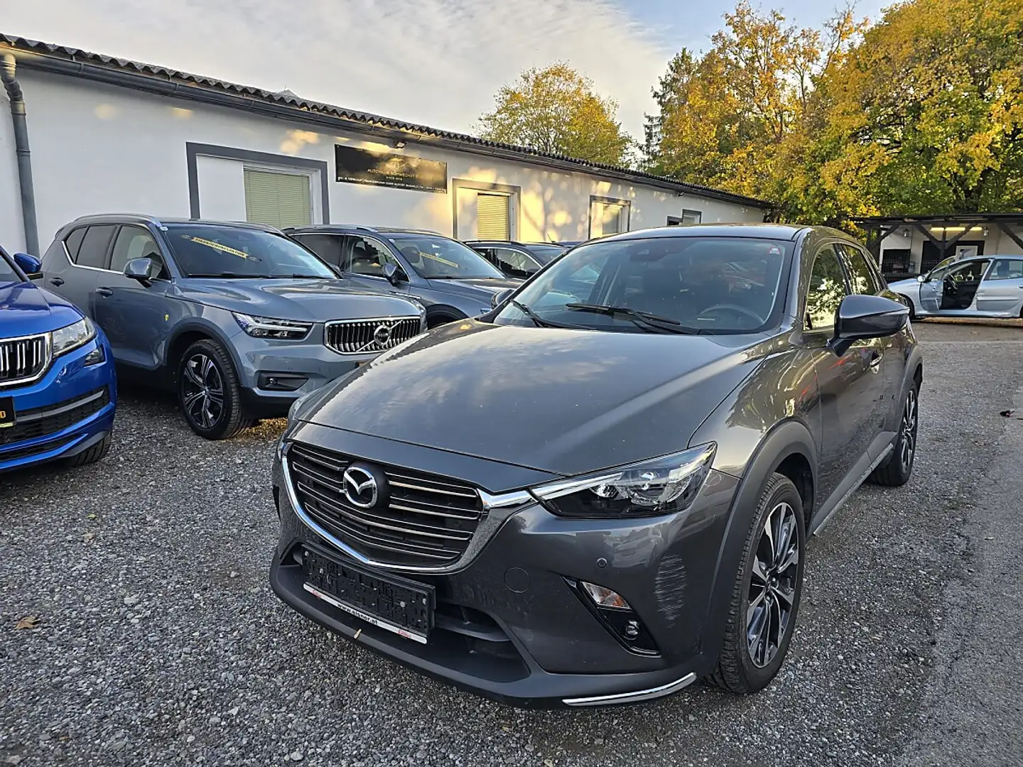 Mazda CX-3 2.0 SKYACTIV-G Revolution Grau - 1