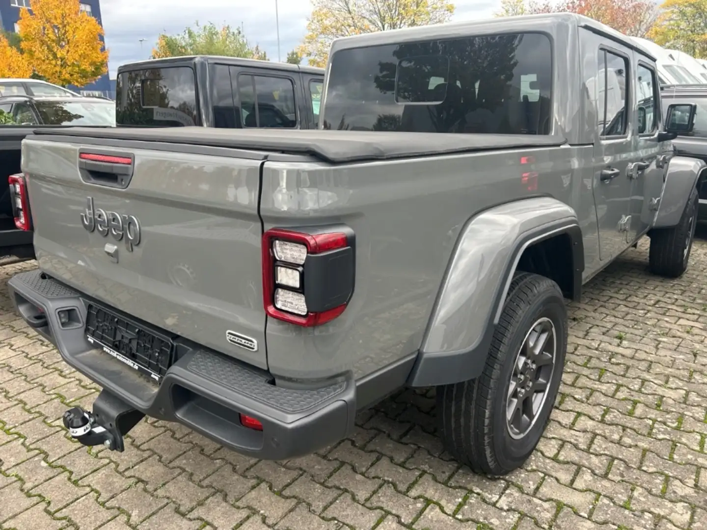 Jeep Gladiator Overland 4WD 3.0 CRD EU6d OVERLAND - LED - SICHERH Gris - 2