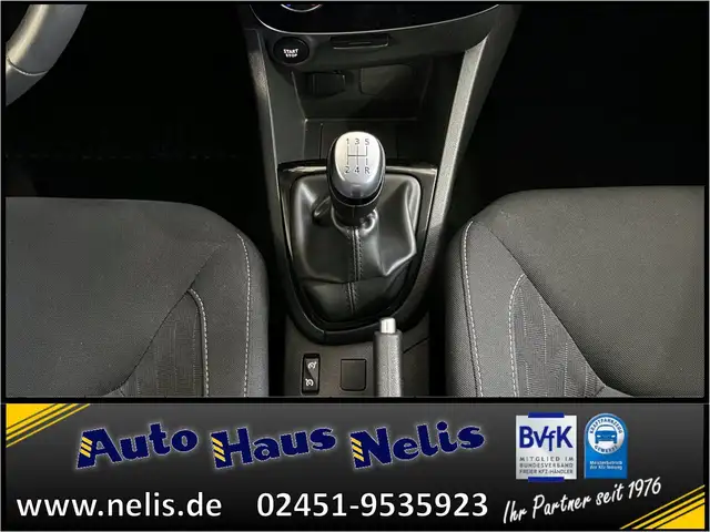 Renault Clio view 16