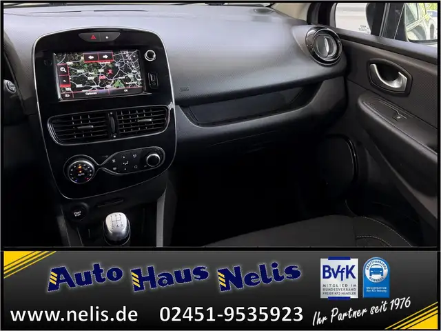 Renault Clio view 17