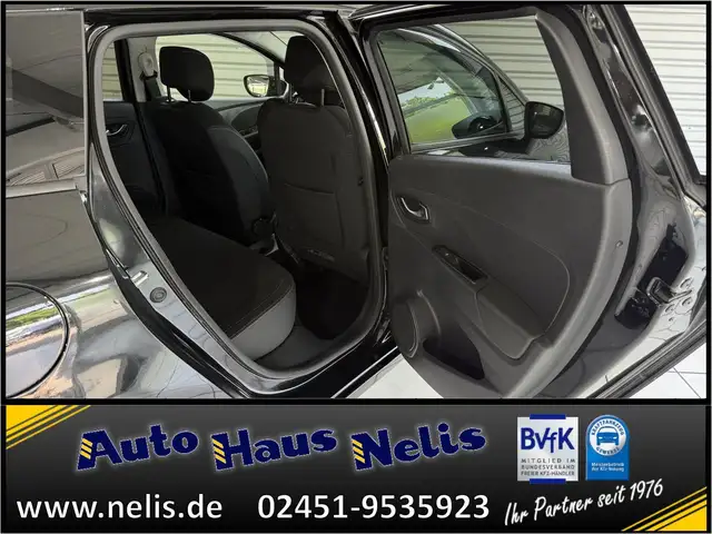 Renault Clio view 29