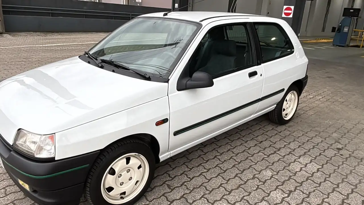 Renault Clio 1.4 S, foto 7