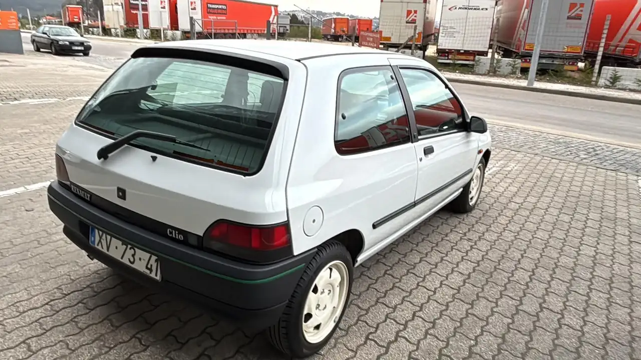 Renault Clio 1.4 S, foto 6