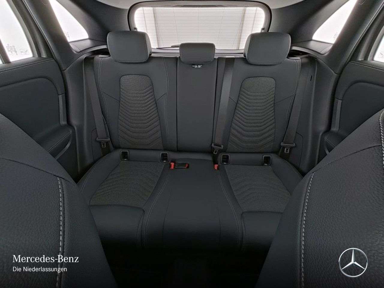 Mercedes-Benz GLA 180
