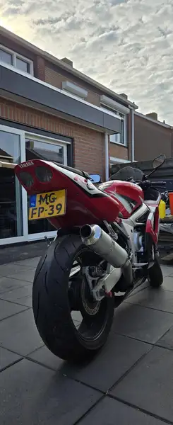 Yamaha YZF-R6 - foto 6