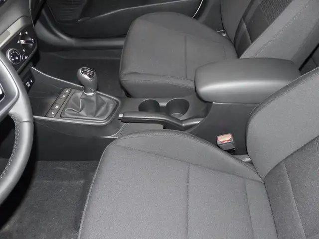 Hyundai I20 view 13