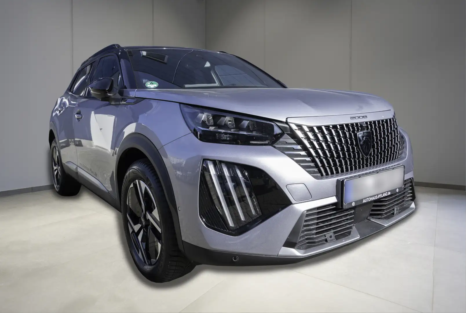Peugeot 2008 GT HYBRID 145 e-DSC6 Silber - 2