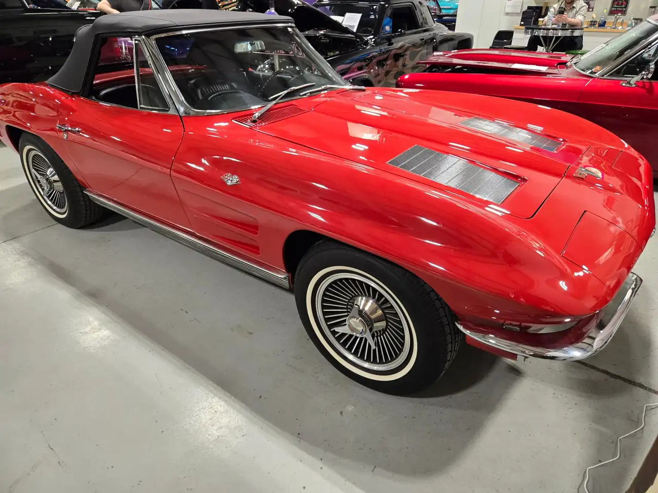 Chevrolet Corvette снимка Chevrolet Corvette