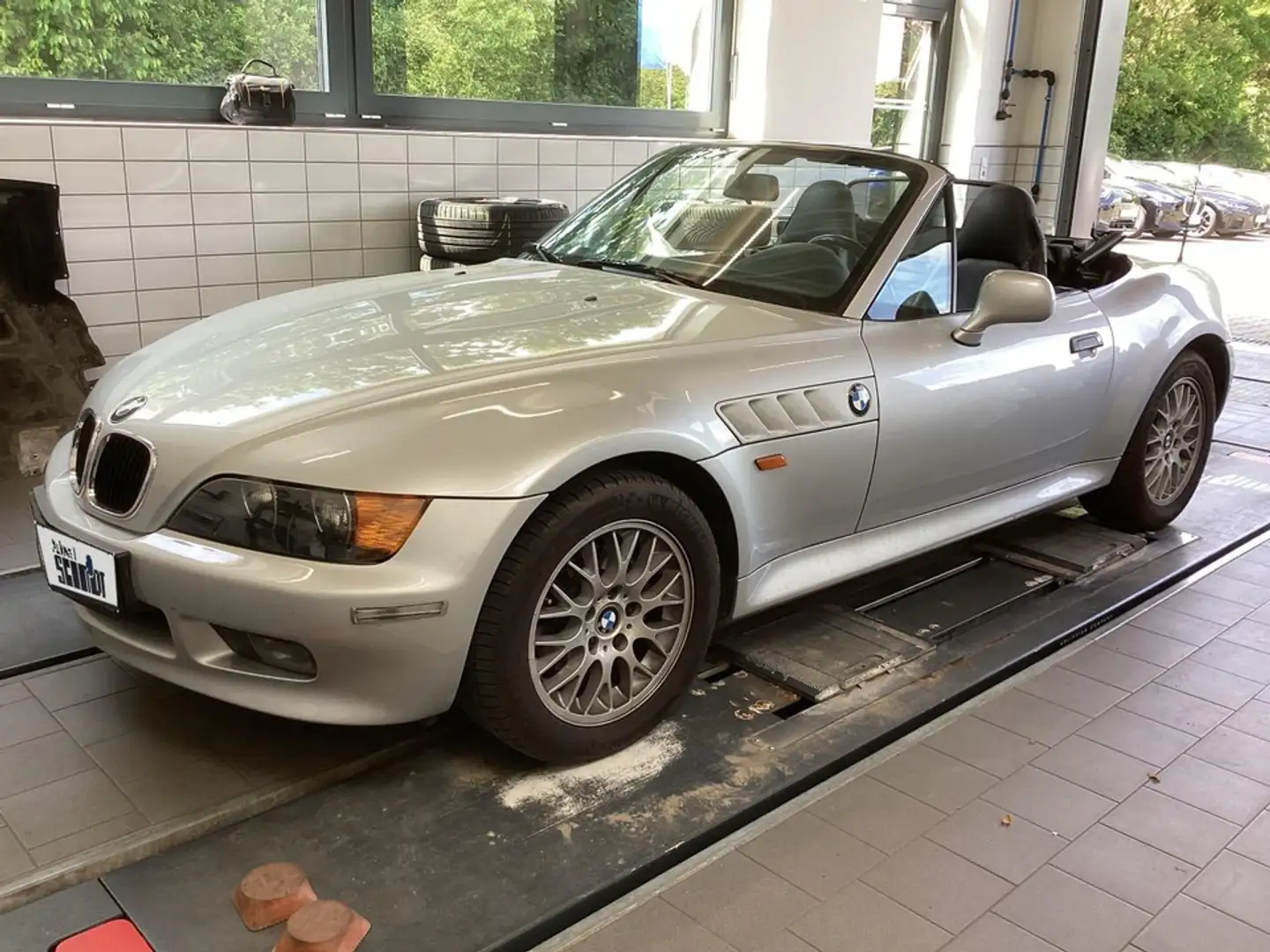BMW Z3 Roadster 1.9i Klima Leder TÜV-04.2027 Silber - 2