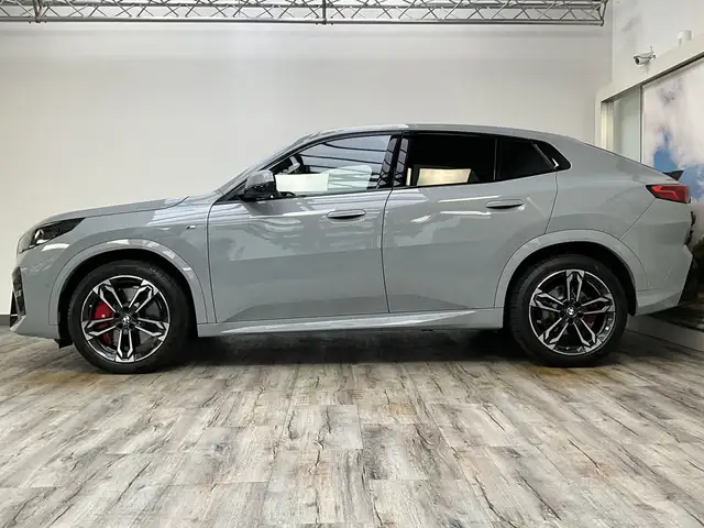 BMW X2 view 8
