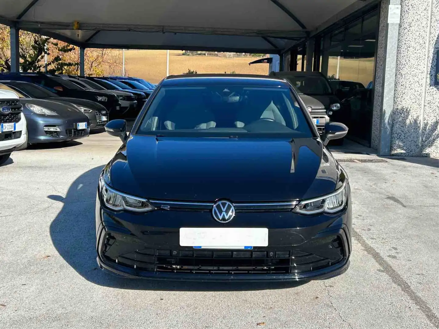 Volkswagen Golf Golf VIII 2020 2.0 tdi R-Line 150cv dsg Schwarz - 2
